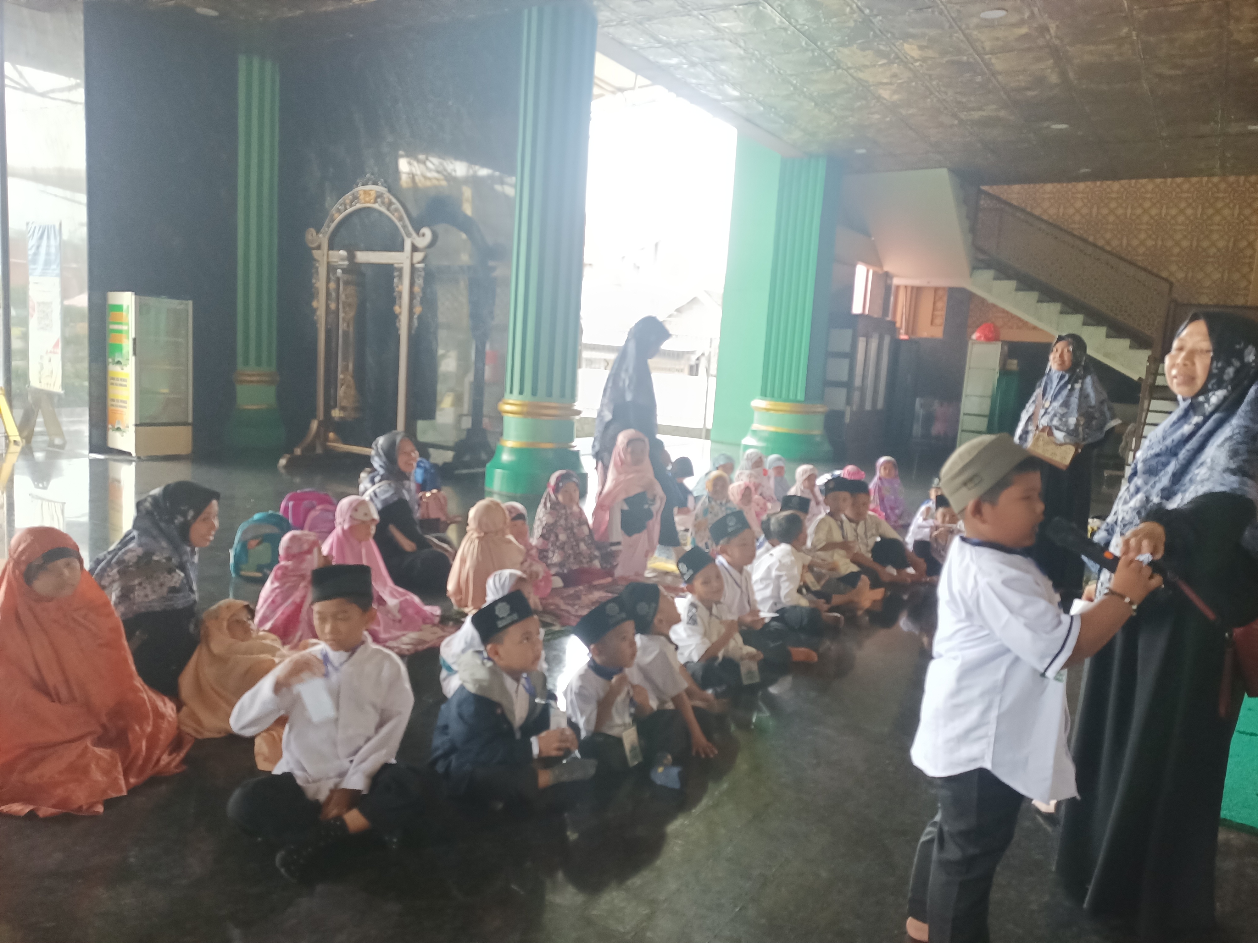 Mengasah Diri, Memperkuat Iman: Semangat Belajar